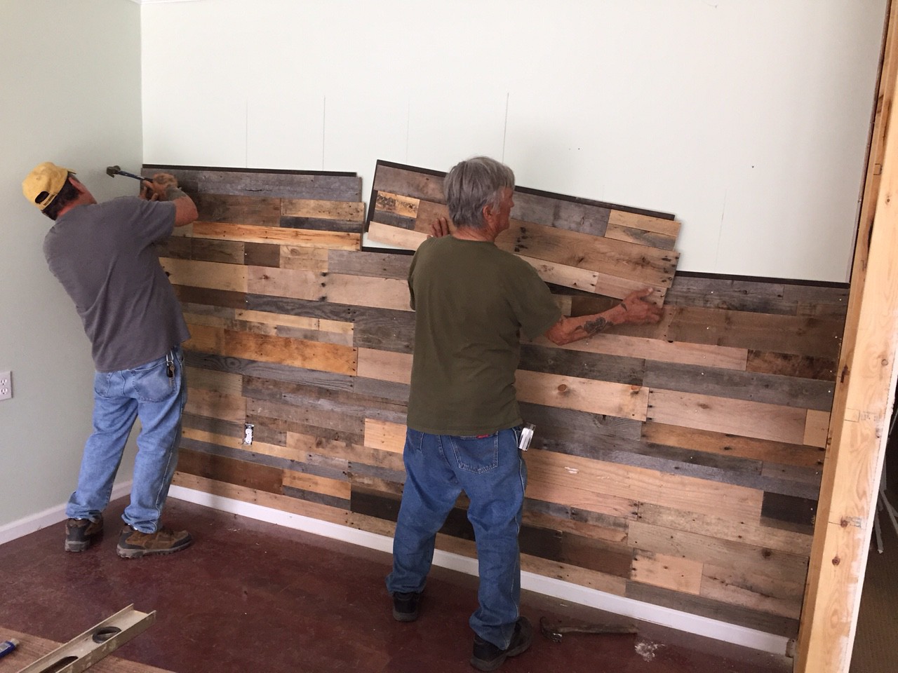 Pallet Panel installation Sustainable Lumber Company