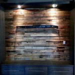 reclaimed shipping pallet wood walls