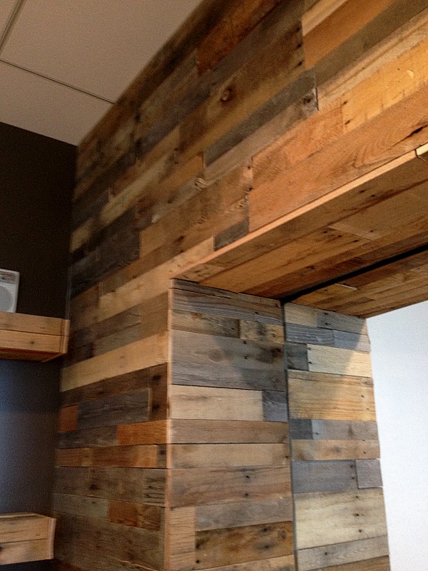 Reclaimed pallet wood paneling - Sustainable Lumber Company