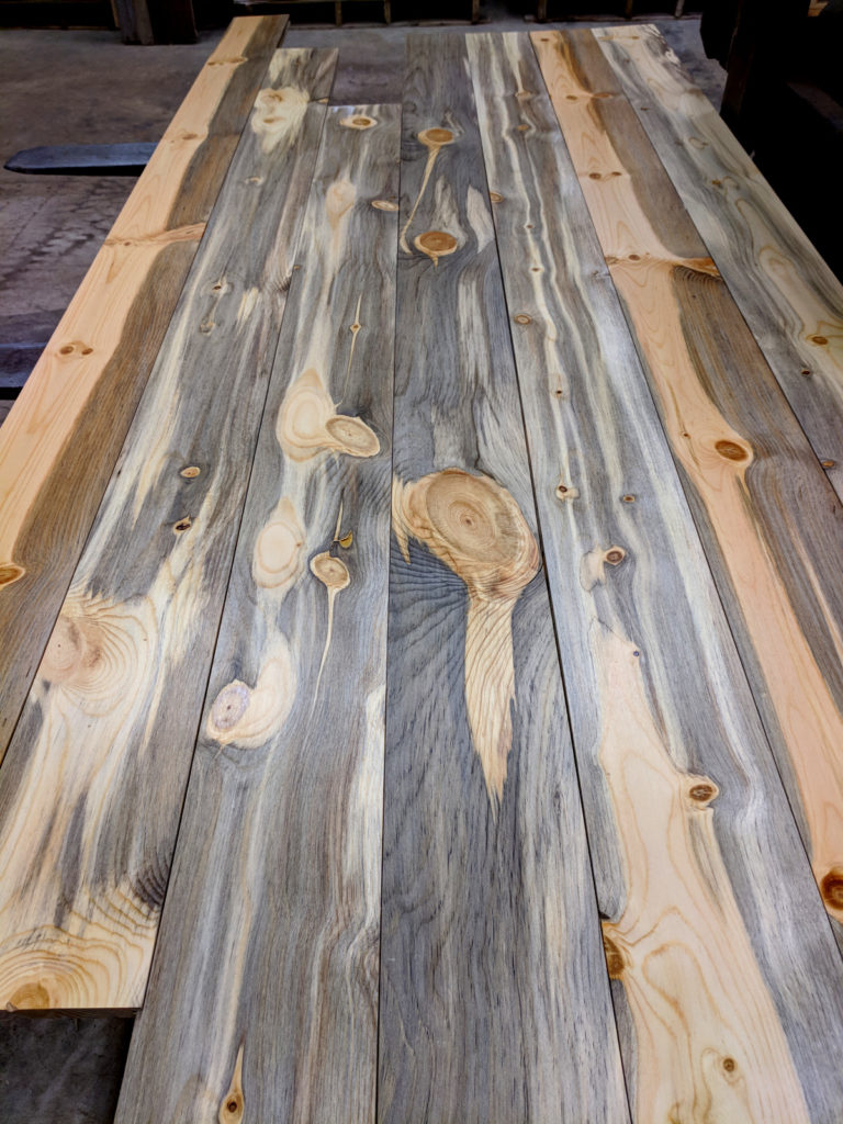 Blue Stain Pine Flooring Beetle Kill, Prefinished Pine Hardwood Flooring
